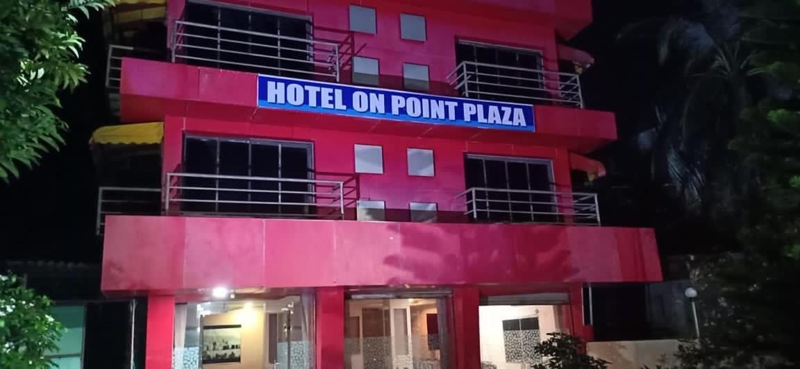 On Point Plaza Bed & Breakfast Murūd Dış mekan fotoğraf