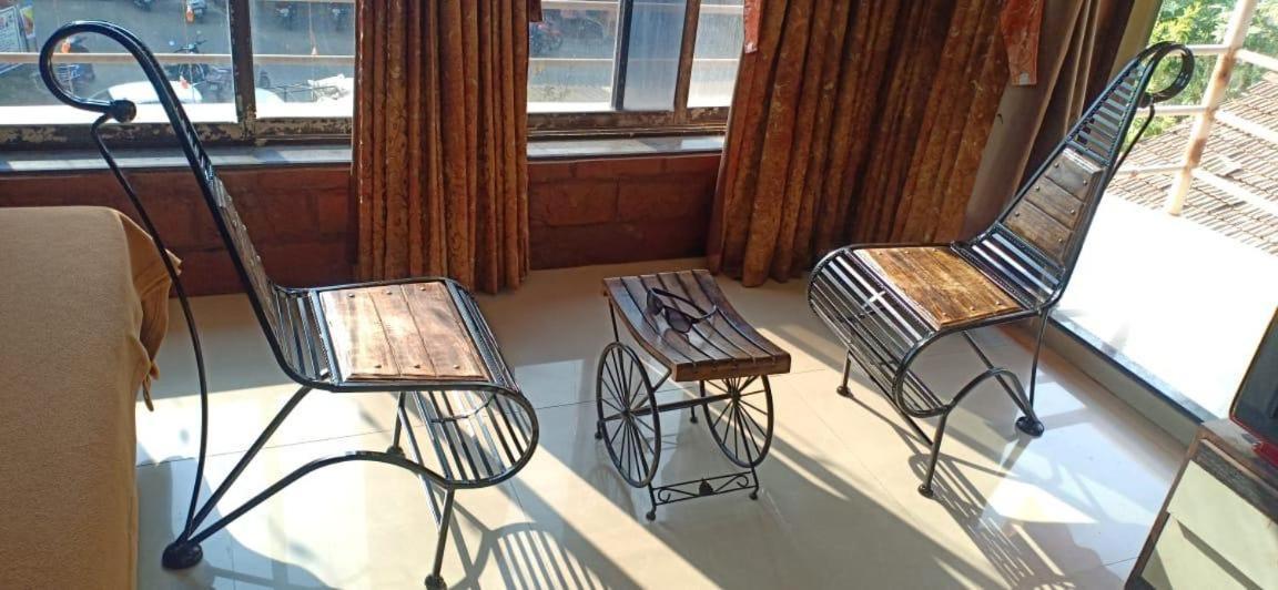 On Point Plaza Bed & Breakfast Murūd Dış mekan fotoğraf