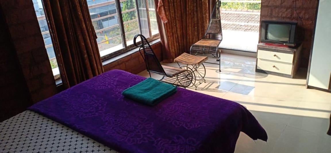 On Point Plaza Bed & Breakfast Murūd Dış mekan fotoğraf