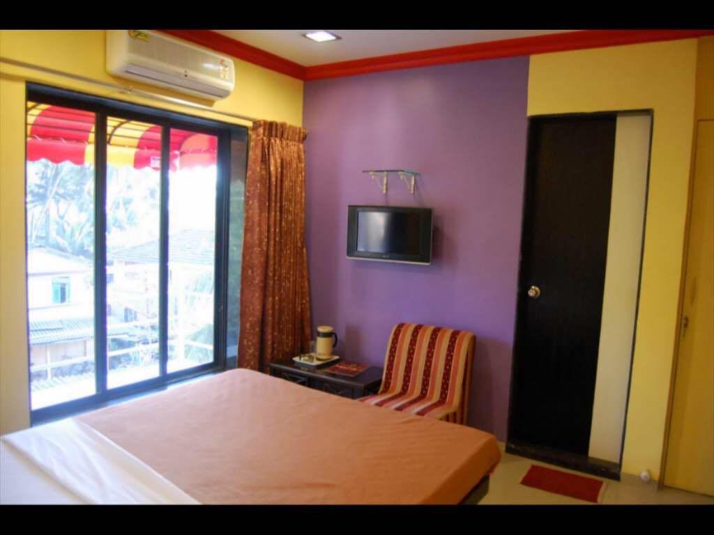 On Point Plaza Bed & Breakfast Murūd Dış mekan fotoğraf